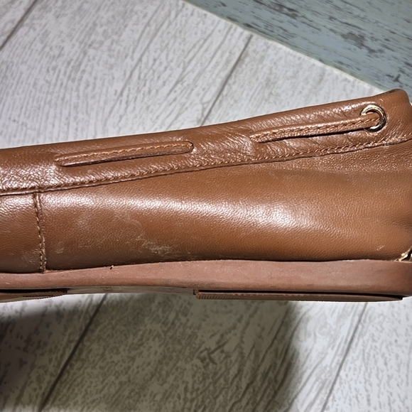 Michael Kors MK Leather Slip On Loafers Brown Size 8M Logo Tag Preppy Schoolgirl - Picture 4 of 7